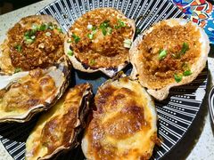 -蚝堡·生蚝海鲜烧烤物种起源•海肠捞饭(刘公岛店)