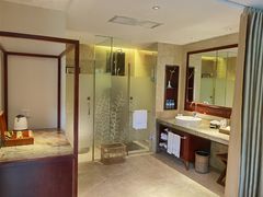 -广悦华阳朔河畔度假酒店(十里画廊遇龙河店)