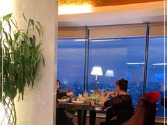 -云中捞高空旋转餐厅(商茂世纪广场店)