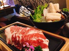 -湊湊火锅·茶憩(南京东路悦荟店)