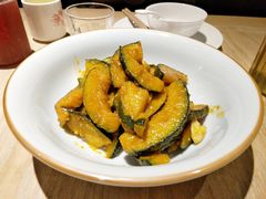 咸蛋黄烧板栗南瓜-湘阁里辣(沙井华润万家店)
