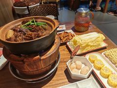-阿润打边炉·鲜切鸡煲(华漕店)