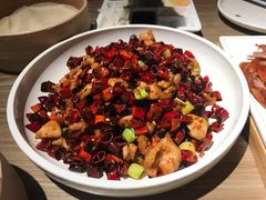 豉椒炒嫩滑鸡丁-小大董·烤鸭(凤凰汇店)