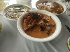 -何适山庄 ·可团建(水长城P2停车场店)