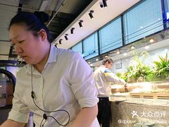 -金滏山烤肉·海鲜·火锅自助餐厅(襄阳万达店)
