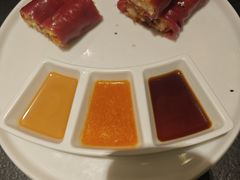 -蝴蝶里·粤菜·点心(滨江龙湖店)