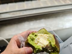 -日禾日尝鲜活面包(武商Mall店)