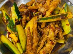 -江城燕子大排档(江汉路步行街店)