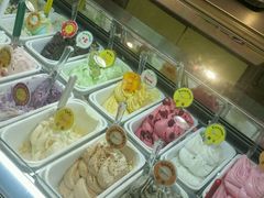 自助取餐区-柠檬车露(卖草地店)