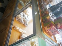 -研麦家面包(亚泰华府店)