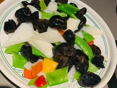 炒时蔬-云海肴·汽锅鸡·云南菜(高德置地店)