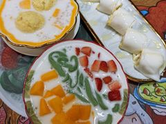 士多啤梨芒果绿茶拉面-甜心妈妈·榴莲星级糖水(北京路总店)