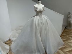 点击看大图 -予白婚纱礼服馆