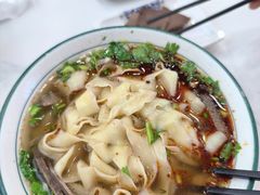 牛肉面-京穆兰兰州牛肉面·清真(盛龙广场店)
