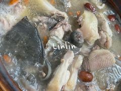 水鱼-花苑美食横琴生蚝火锅(拱北粤华路店)