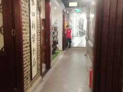 -东口码头·烧鸽子·鱼头泡饼·地方菜(金鹰悦城店)