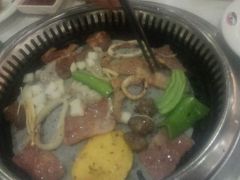 -北京汉丽轩海鲜烤肉自助火锅一体(中百店)