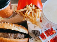 -麦当劳(军博店)