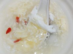 -三好食堂(煎饺·馄饨·肉饼米线·盛世广场店)