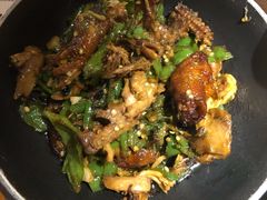 擂辣椒烧手撕鸡-吃饭皇帝大(合生汇店)