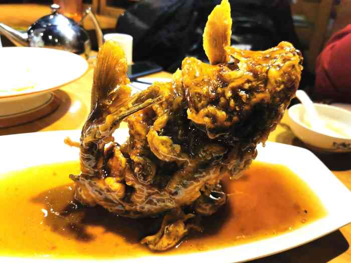 崔义清鲁菜馆-"来大明湖游玩,中午不知道吃啥,想去海底捞.