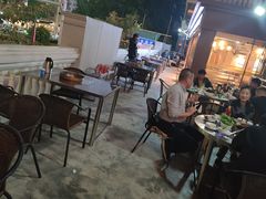 -胡须佬鸡煲四季火锅店(石厦西村直营店)