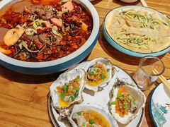 -东来菜馆•手抓海鲜家常菜•海鲜锅贴(鸽子窝店)