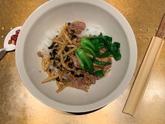 牛肉干拌粉-漆黑觉米粉(三里屯店)