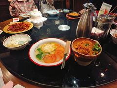 -川流不息·地道川菜·小龙虾(新松江路店)