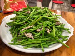 芦蒿炒肉丝-黑皮酸菜鱼(绣花巷店)