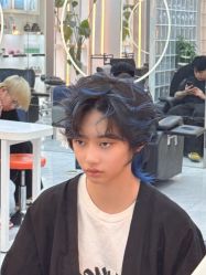 -赤道 Hair Salon