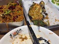 -东口码头·烧鸽子·鱼头泡饼·地方菜(金鹰悦城店)