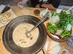 -陈大锅·岳阳鱼馆·地道岳阳菜(美食街店)