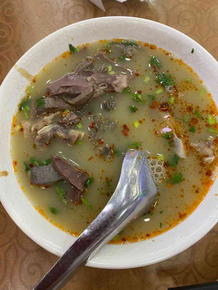 护国寺小吃店(地安门店)-"这家店也是老店了,口味一直没变.现在外面.