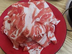 -洞庭洲·防空洞火锅·铜锅涮肉·烧烤(新百广场店)