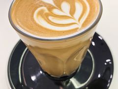 拿铁-Seesaw Coffee(上海国金中心店)