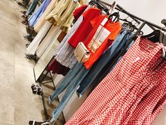 -URBAN REVIVO(西安Momopark店)