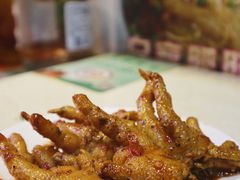 -爆炸头阿姨小四川正宗川味小吃(无任何分店)
