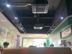 -锦园春香港茶餐厅(西海湾旗舰店)