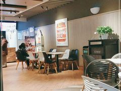 -肯德基(中纬店)