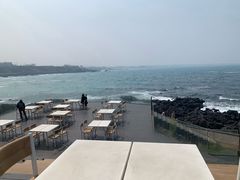 -Cafe Aewol Monsant
