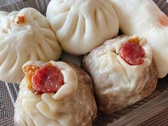 -白玉兰食品甜凤店(合生汇店)
