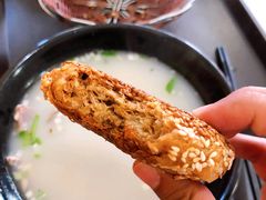 秘制烧饼-万红路羊汤烧饼店(将台路店)