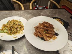 -闫府私房菜(恒隆店)