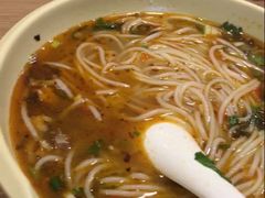 -熊大师牛羊粉(红谷凯旋店)