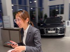 -上海冠松华奥奥迪4S店(张江店)