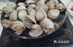Sizzling Clams