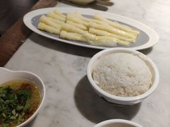 -尚尚仙·酸汤猪手·猪肚鸡火锅(华联万柳购物中心店)