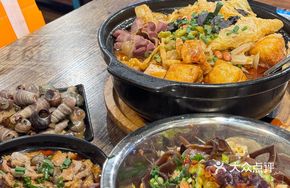 Dry-Loaded Snail Noodles