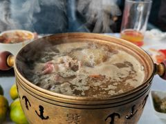 -云顶旋转自助景观餐厅